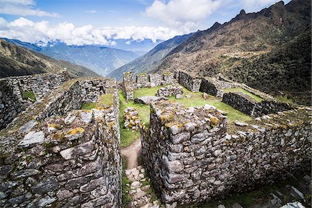 simsearch:841-06034486,k - Sayacmarca (Sayaqmarka) Inca ruins, Inca Trail Trek day 3, Cusco Region, Peru, South America Photographie de stock - Rights-Managed, Code: 841-08420990