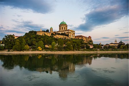 simsearch:841-06343474,k - Esztergom Basilica, the largest cathedral in Hungary, Esztergom, Hungary, Europe Stock Photo - Rights-Managed, Code: 841-08421222