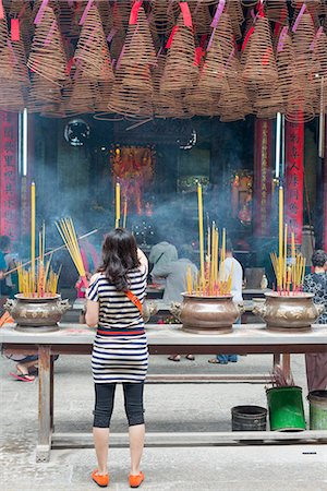 simsearch:841-08102090,k - Incense coils in the Quan Am Buddhist Pagoda, Cholon, Ho Chi Minh City (Saigon), Vietnam, Indochina, Southeast Asia, Asia Stock Photo - Rights-Managed, Code: 841-08542674