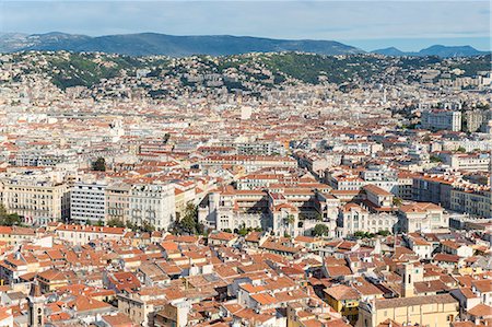 simsearch:841-07205947,k - Cityscape skyline view over the city of Nice, Alpes Maritimes, Provence, Cote d'Azur, French Riviera, France, Europe Photographie de stock - Rights-Managed, Code: 841-08569040