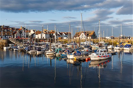 scotland - Sailing boats at sunset in the harbour at Anstruther, Fife, East Neuk, Scotland, United Kingdom, Europe Stock Photo - Rights-Managed, Code: 841-08718012