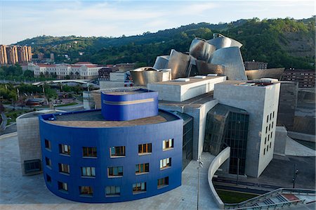 The Guggenheim Museum, designed by Frank Gehry, Bilbao, Biscay (Vizcaya), Basque Country (Euskadi), Spain, Europe Stock Photo - Rights-Managed, Code: 841-08718130