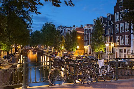 Leidsegracht canal at dusk, Amsterdam, Netherlands, Europe Fotografie stock - Rights-Managed, Codice: 841-08797974