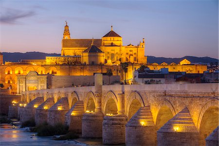 spanish culture - Roman Bridge in foreground and The Great Mosque (Mesquita) and Cathedral of Cordoba in the background, UNESCO World Heritage Site, Cordoba, Andalucia, Spain, Europe Stock Photo - Rights-Managed, Code: 841-08798001