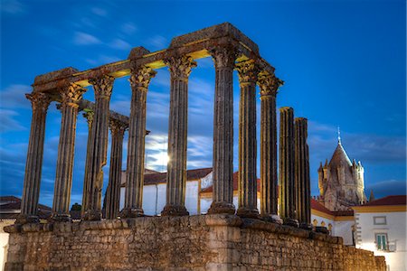 simsearch:841-06502522,k - Roman Temple in foreground, Evora Cathdral in the background, Evora, UNESCO World Heritage Site, Portugal, Europe Stock Photo - Rights-Managed, Code: 841-08821819