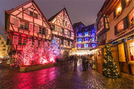 simsearch:841-07540886,k - Typical houses enriched by Christmas ornaments and lights at dusk, Colmar, Haut-Rhin department, Alsace, France, Europe Stock Photo - Rights-Managed, Code: 841-08860671
