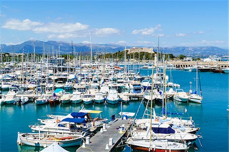 simsearch:841-07457834,k - Le Fort Carre and harbour, Antibes, Alpes-Maritimes, Cote d'Azur, Provence, French Riviera, France, Mediterranean, Europe Photographie de stock - Rights-Managed, Code: 841-08887312