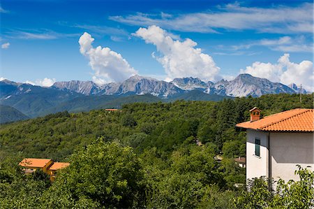 Apuane Alps, view from Corfino, Garfagnana, Tuscany, Italy, Europe Stock Photo - Rights-Managed, Code: 841-09055306
