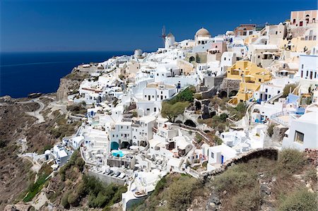 simsearch:841-05960033,k - Classic view of the village of Oia with its windmill and whitewashed houses, Oia, Santorini, Cyclades, Greek Islands, Greece, Europe Stock Photo - Rights-Managed, Code: 841-09059936