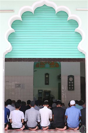 simsearch:841-08102090,k - Muslims praying, Masjid Musulman (Saigon Central Mosque), Salat, Ho Chi Minh City, Vietnam, Indochina, Southeast Asia, Asia Stock Photo - Rights-Managed, Code: 841-09060032