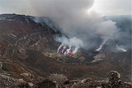 democratic republic of congo - The crater with active lava lake of Mount Nyiragongo, Virunga National Park, UNESCO World Heritage Site, Democratic Republic of the Congo, Africa Stock Photo - Rights-Managed, Code: 841-09076782