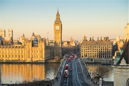 simsearch:841-02832407,k - High angle view of Big Ben, the Palace of Westminster, UNESCO World Heritage Site, and Westminster Bridge, London, England, United Kingdom, Europe Foto de stock - Con derechos protegidos, Código: 841-09086011