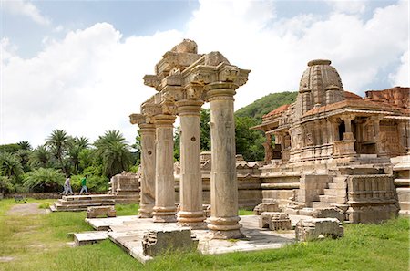 simsearch:841-06503106,k - The Sas-Bahu Temples consisting of two temples and a stone archway with exquisite carvings depicting Hindu deities, near Udaipur, Rajasthan, India, Asia Stock Photo - Rights-Managed, Code: 841-09135424