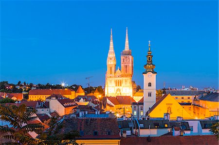 simsearch:841-07204677,k - View of Cathedral of the Assumption of the Blessed Virgin Mary at night, Zagreb, Croatia, Zagreb, Croatia, Europe Stock Photo - Rights-Managed, Code: 841-09147405
