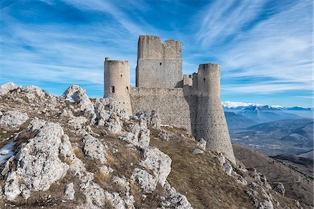 remains - Rocca Calascio Castle, Gran Sasso e Monti della Laga National Park, Abruzzo, Italy, Europe Stock Photo - Rights-Managed, Code: 841-09163181