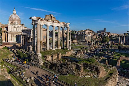 simsearch:841-06034486,k - Saturn's Temple, Roman Forum, UNESCO World Heritage Site, Rome, Lazio, Italy, Europe Photographie de stock - Rights-Managed, Code: 841-09163315
