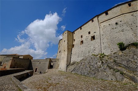 simsearch:841-06342927,k - The fortress of San Leo, Rimini province, Emilia Romagna, Italy, Europe Stock Photo - Rights-Managed, Code: 841-09163469