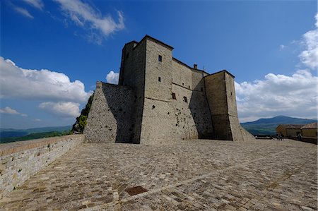 simsearch:841-06342927,k - The fortress of San Leo, Rimini province, Emilia Romagna, Italy, Europe Stock Photo - Rights-Managed, Code: 841-09163472