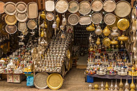 simsearch:700-06038014,k - Colourful souvenirs for sale in the Market At Rahba Qedima, Marrakesh (Marrakech), Morocco, North Africa, Africa Foto de stock - Con derechos protegidos, Código: 841-09174982