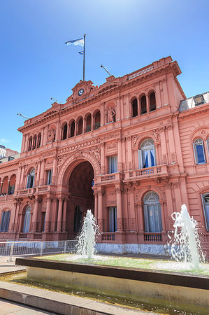 simsearch:841-05782943,k - Casa Rosada (Pink House), Presidential Palace, iconic monument with Eva Peron connections, Plaza de Mayo, Buenos Aires, Argentina, South America Photographie de stock - Rights-Managed, Code: 841-09183473