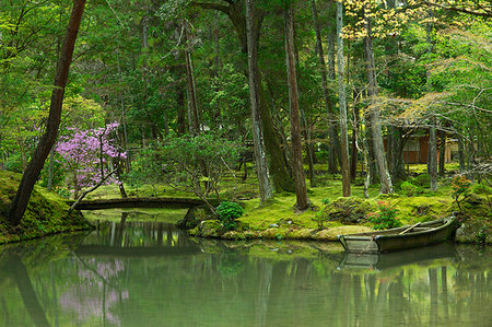 Pond with rowboat in the moss garden of Saiho-ji temple, UNESCO World Heritage Site, Kyoto, Japan, Asia Stock Photo - Rights-Managed, Code: 841-09194327