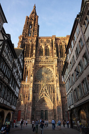 simsearch:841-06501064,k - West Front, Strasbourg Cathedral, UNESCO World Heritage Site, Strasbourg, Alsace, France, Europe Stock Photo - Rights-Managed, Code: 841-09194473