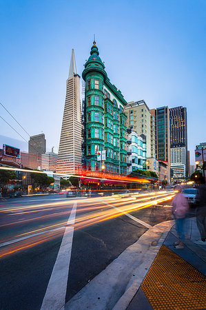 simsearch:841-07653114,k - View of Transamerica Pyramid building on Columbus Avenue and car trail lights, San Francisco, California, United States of America, North America Stock Photo - Rights-Managed, Code: 841-09204975