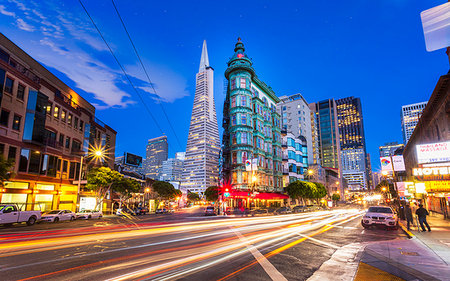 simsearch:841-07653114,k - View of Transamerica Pyramid building on Columbus Avenue and car trail lights, San Francisco, California, United States of America, North America Stock Photo - Rights-Managed, Code: 841-09204976