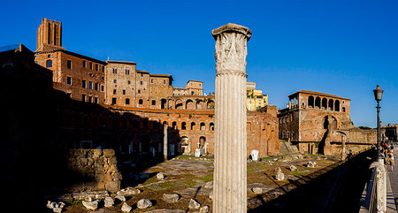 simsearch:400-05720100,k - Foro Traiano (Trajan's Forum), UNESCO World Heritage Site, Rome, Lazio, Italy, Europe Stock Photo - Rights-Managed, Code: 841-09205104