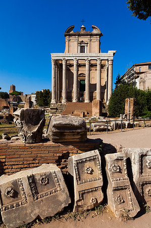 simsearch:400-05720100,k - Fori Imperiali (Imperial Forum), UNESCO World Heritage Site, Rome, Lazio, Italy, Europe Stock Photo - Rights-Managed, Code: 841-09205116