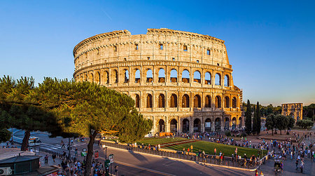 simsearch:400-05720100,k - Colosseum, UNESCO World Heritage Site, Rome, Lazio, Italy, Europe Stock Photo - Rights-Managed, Code: 841-09205123