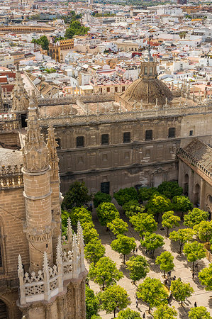 simsearch:841-06807735,k - View from the Giralda Bell Tower down to the inner courtyard of the Cathedral of Seville, UNESCO World Heritage Site, Seville, Andalusia, Spain, Europe Stock Photo - Rights-Managed, Code: 841-09229783