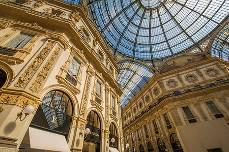 simsearch:700-05821958,k - View of the interior of Galleria Vittorio Emanuele II, Milan, Lombardy, Italy, Europe Stock Photo - Rights-Managed, Code: 841-09230020