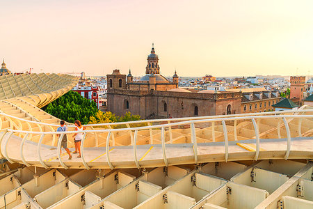simsearch:841-06807735,k - People on footbridge admire Church of the Annunciation, Metropol Parasol, Plaza de la Encarnacion, Seville, Andalusia, Spain, Europe Stock Photo - Rights-Managed, Code: 841-09241942