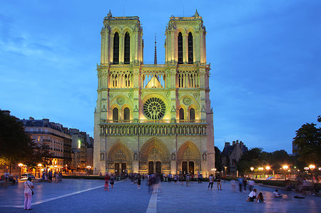 simsearch:841-07540886,k - Notre Dame, UNESCO World Heritage Site, Paris, France, Europe Stock Photo - Rights-Managed, Code: 841-09242164