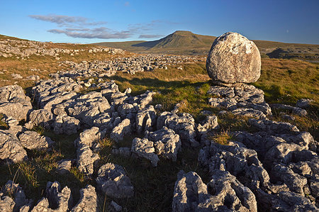 simsearch:841-06030590,k - Ingleborough seen from a limestone boulder on Twistleton Scar, Yorkshire Dales National Park, North Yorkshire, England, United Kingdom, Europe Stock Photo - Rights-Managed, Code: 841-09242253