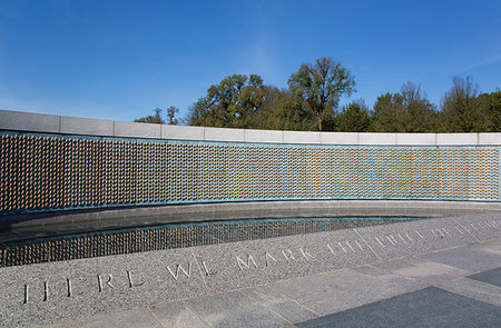 simsearch:841-07457532,k - Gold Stars on the Price of Freedom Wall, World War II Memorial, Washington D.C., United States of America, North America Stock Photo - Rights-Managed, Code: 841-09242455