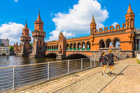 simsearch:841-07083487,k - Oberbaum Bridge, Berlin, Germany, Europe Stock Photo - Rights-Managed, Code: 841-09255778
