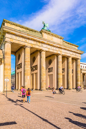 simsearch:841-07083487,k - Brandenburg Gate, Berlin, Germany, Europe Stock Photo - Rights-Managed, Code: 841-09255786