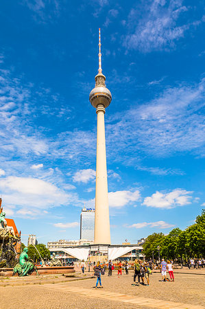 simsearch:841-07083487,k - The Berlin Television Tower at Alexanderplatz, Berlin, Germany, Europe Stock Photo - Rights-Managed, Code: 841-09255787