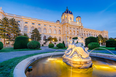 Kunsthistorisches Museum (Art History) and fountain at dusk, Vienna, Austria, Europe Stock Photo - Rights-Managed, Code: 841-09255833
