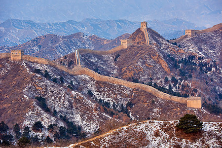 simsearch:841-07540886,k - Aerial view of the Jinshanling and Simatai sections of the Great Wall of China, Unesco World Heritage Site, China, East Asia Stock Photo - Rights-Managed, Code: 841-09256773