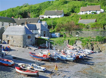 simsearch:841-02707104,k - Bateaux sur la plage, Cadgwith Cornwall, Angleterre, Royaume-Uni, Europe Photographie de stock - Rights-Managed, Code: 841-02704110