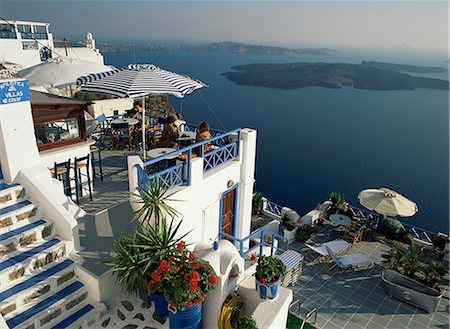 european cafe bar - Cliffside bar, Santorini, Cyclades, Greek Islands, Greece, Europe Stock Photo - Rights-Managed, Code: 841-02704234