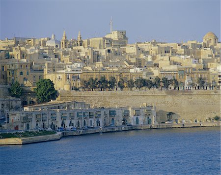 simsearch:841-03034600,k - St. Barbara Bastion and Barbierra Wharf, with St. Lucia church and Valletta (Valetta) behind, Malta, Europe Stock Photo - Rights-Managed, Code: 841-02705338