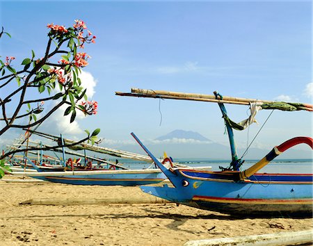 simsearch:841-02899056,k - Outrigger boats on Sanur Beach, Bali, Indonesia, Asia Stock Photo - Rights-Managed, Code: 841-02705344