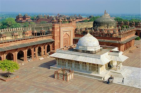 simsearch:841-02703267,k - Sheikh Salim Chisti's Tomb in the Dargah Mosque (Jami Masjid) at Fatehpur Sikri, Uttar Pradesh, India Stock Photo - Rights-Managed, Code: 841-02705937