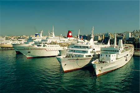 simsearch:841-03066251,k - Piraeus harbour and port, inter-island ferries, Athens, Greece, Europe Stock Photo - Rights-Managed, Code: 841-02706077