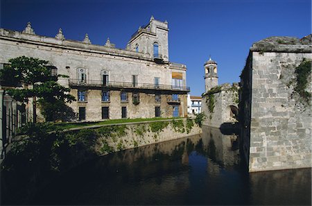 simsearch:841-03507904,k - Castillo Real de la Fuerza moat and fortification, city of Havana, Cuba, West Indies, Central America Stock Photo - Rights-Managed, Code: 841-02706252