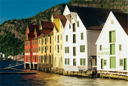 simsearch:841-02706346,k - Restored harbourfront wooden warehouses, Bergen, Norway, Scandinavia, Europe Stock Photo - Rights-Managed, Code: 841-02706337